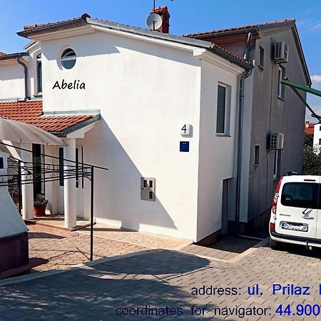Abelia Pool View Studio PUY 외부 사진
